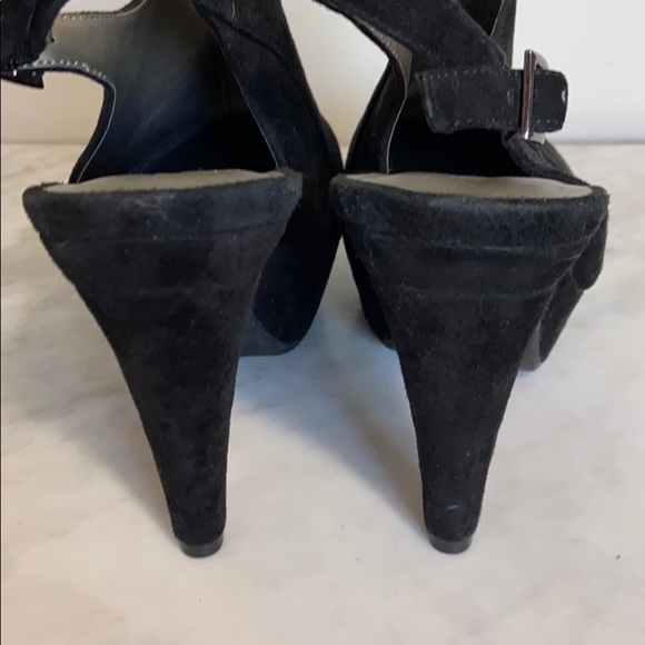 NWOB ...me too Black Suede Slingback Heels - Picture 5 of 9